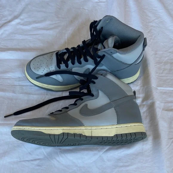 Nike Dunk High Aged Grey Sneakers Grey Fog/Particle Grey DD1869 001 Women Size 8 - Picture 6 of 13
